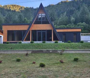 Vadu Motilor Cabin | Cabana A-frame Apuseni
