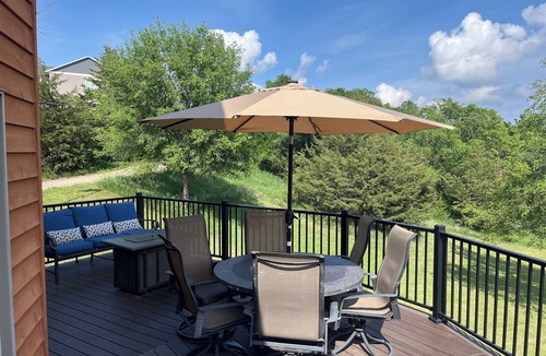 Yankton Cabin | Cabin with a View