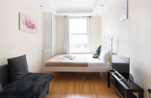 Somers Town Apartment | Camden City Studio 8