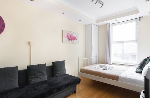 Somers Town Apartment | Camden City Studio 8