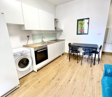 Prenestino-Centocelle Apartment | CameliaHouse Casa vacanza Roma