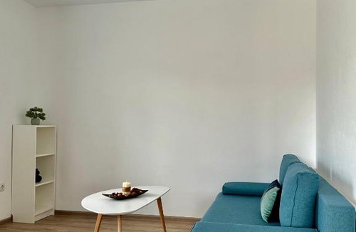 Sinpetru House | Camera dubla cu balcon si living privat