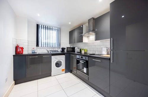 Island Gardens Apartment | Canary Wharf Larger Groups 3Bedrooms 2Bathrooms Spacious Apartments