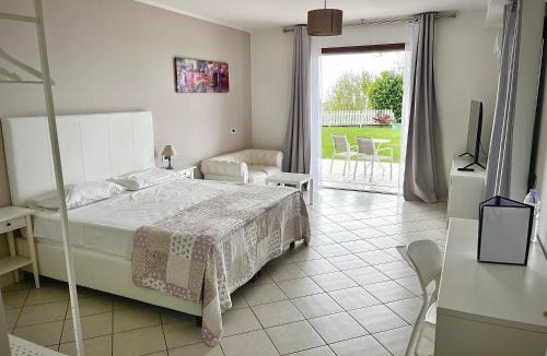 Albano Laziale Villa | Cape House