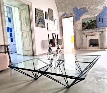 Anacapri House | Capri Kronos Design Suites - 2 king beds, with gym, SPA & jacuzzi