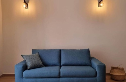 Trani Apartment | Carob Apartments - Roots
