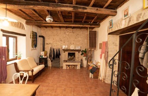 Artena House | Casa Arco Oscuro