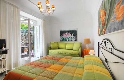 Marina Piccola Bed & Breakfast | Casa Augusto B&B