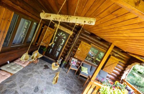 Zarnesti House | Casa Bucuriei - Plaiul Foii, Zărnești