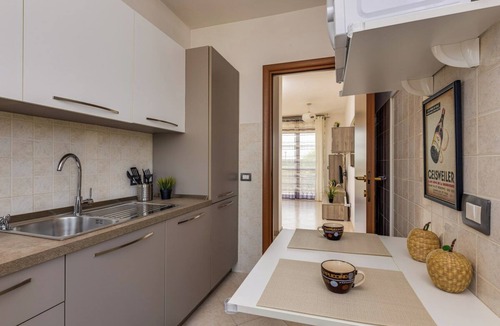 Settecamini Apartment | Casa Confortevole Terrazzo e Posto Auto Coperto!