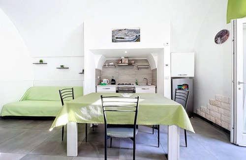 Monte Sant'Angelo Apartment | Casa Cunetta Apartment with Wi-Fi