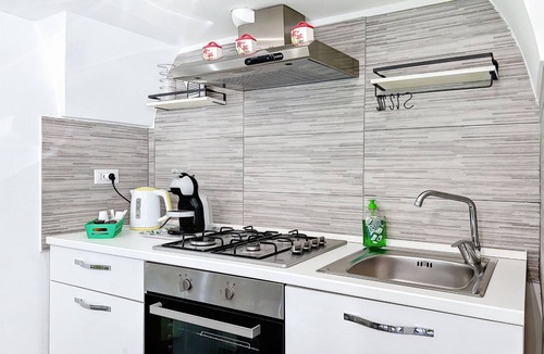 Monte Sant'Angelo Apartment | Casa Cunetta Apartment with Wi-Fi
