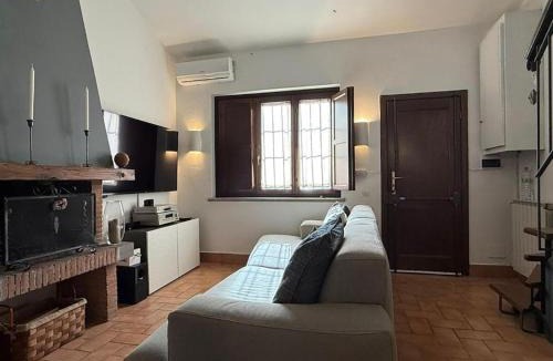 Monterosi House | Casa del Lago