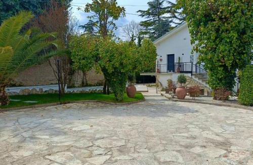 Venticano House | Casa delle Foglie