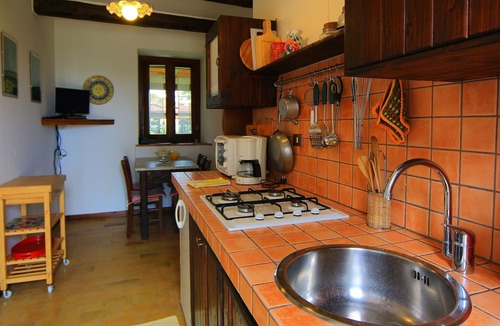 Montefino Apartment | Casa Fonte Pecorale apartments il Pozzo and il Nido heated pool