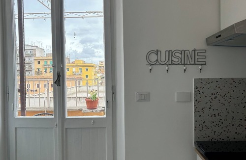 Tuscolano Apartment | Casa Frida. Studio flat with big terrace.