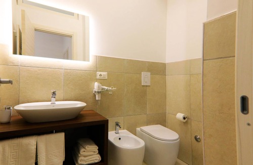 Vieste Apartment | Casa Isa. Accogliente bilocale in centro vista mare. Dotato di tutti i comfort