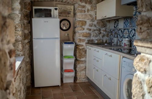 Spigno Saturnia Apartment | Casale nel Verde con Piscina e Vista