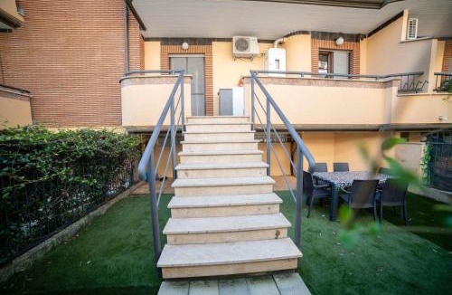 Latina Apartment | Casa Julie a 300 Mt dalla Stazione di Latina