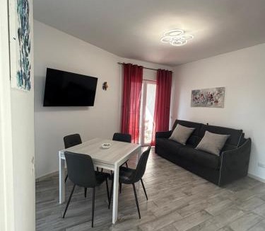 Frattocchie Apartment | Casa Larry