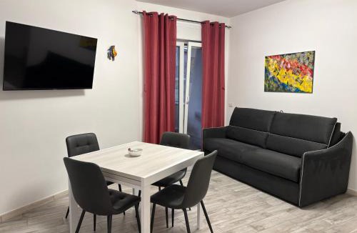 Frattocchie Apartment | Casa Larry