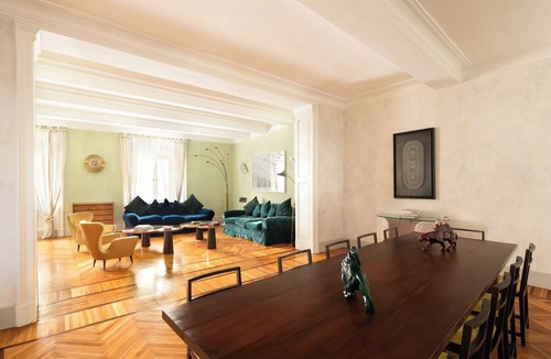 Navona Apartment | Casa Madama, a Burghesius home