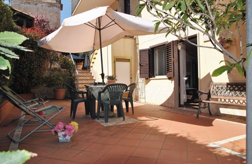 Formia Apartment | Casa Marta with garden and hot tub