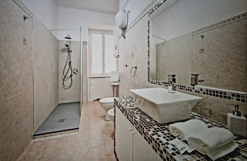Esquilino Apartment | CASA MINERVA: The Best apartment near Coloseum 5☆