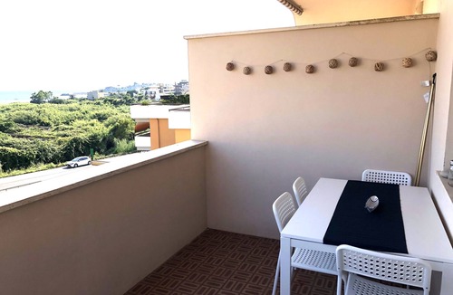 Santa Marinella Apartment | Casa Raffaello - Two Bedroom Apartment, Sleeps 6