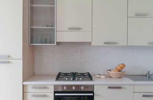 Petriolo House | Casa Rosa, a typical Marche dwelling with a Provençal flavor