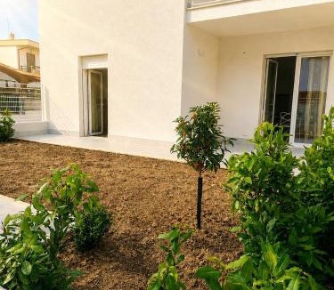 Termoli Apartment | Casa Sorrento - Brand New Apartment with a garden
