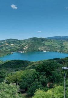 Civitella Messer Raimondo House | Casa sul lago - Modern Lake View Retreat, Parco della Majella