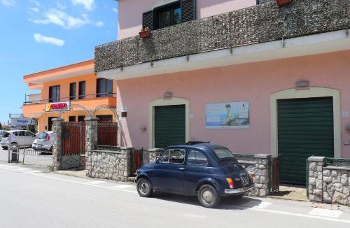 Sant'Agata sui Due Golfi House | Casa Vacanze Il Postino
