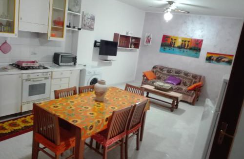 Piazza-Tralia-Pendolo House | Casa Vacanza "Romano"