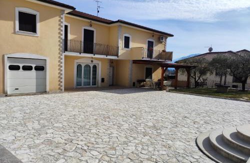 Gallinaro Apartment | Casa Vacanze Valcomino