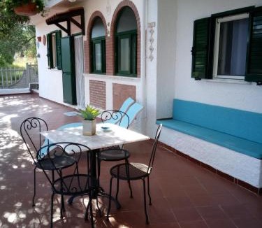 Marina Di Camerota House | casa vacanze Villa BAIA-LUNA