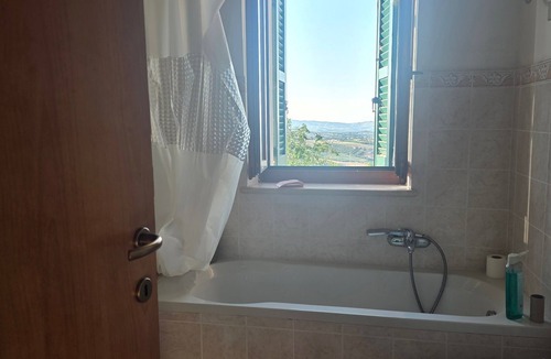 Civitella del Tronto House | Casa Vincenza: Country House with Mountain View and Private Garden