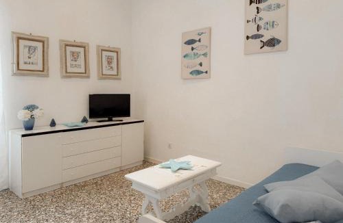 Portoferraio Old Town Apartment | Casa Vista Darsena 2 - HelloElba