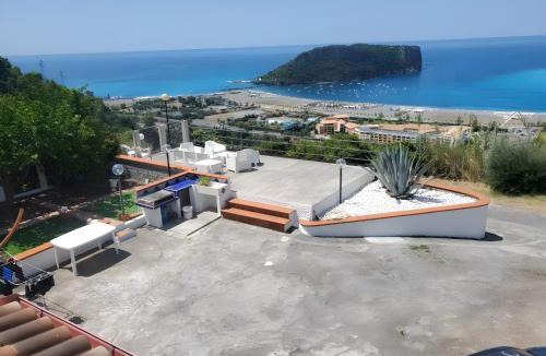 Praia a Mare House | Casa Vista Mare con Giardino