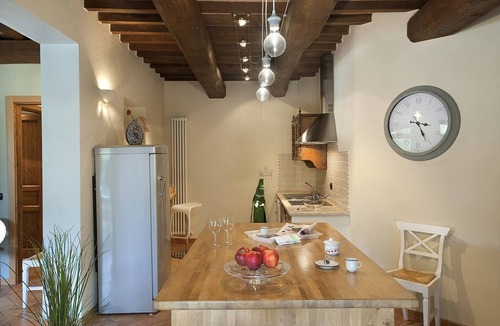 Acqualagna Villa | Casale degli Ulivi 8&2 by Marche Holiday Villas