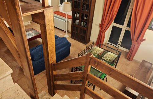 Pomezia House | Casale DI Tormaggiore Villa And Country Suites