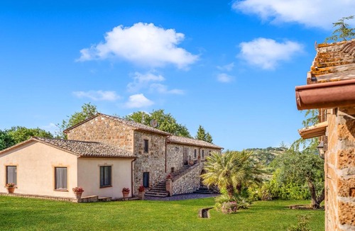 Allerona Villa | Casale Montemoro With Pool - Happy Rentals