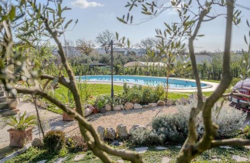 Spigno Saturnia Apartment | Casale nel Verde con Piscina e Vista
