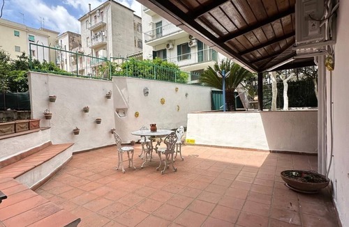 Formia House | CasaParadisoFormia Nel cuore della città e della movida formiana.