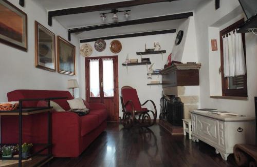 Capistrello Apartment | Casina Giulia