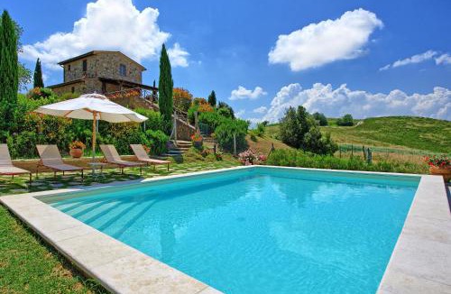 Trequanda Villa | Castelmuzio by PosarelliVillas