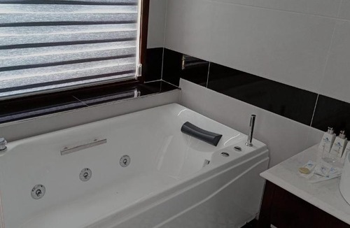 Cat Ba Apartment | catba sky way boat