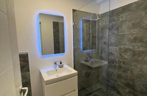 Floresti Apartment | Cazare Untold !