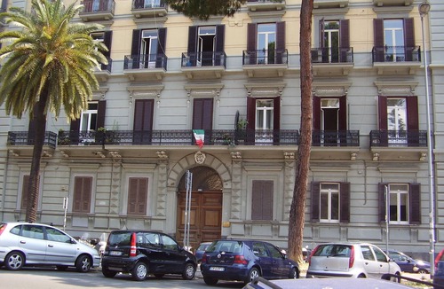 Chiaia House | Central Apartment 100 m from the sea "MERGELLINA"