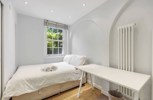 St. Pancras Apartment | Central London 2BR | Walk to King’s Cross